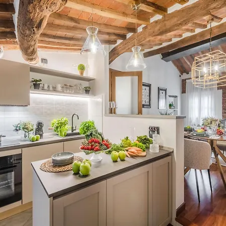Appartamento Tuscan Charm In The Heart Of Lucca
